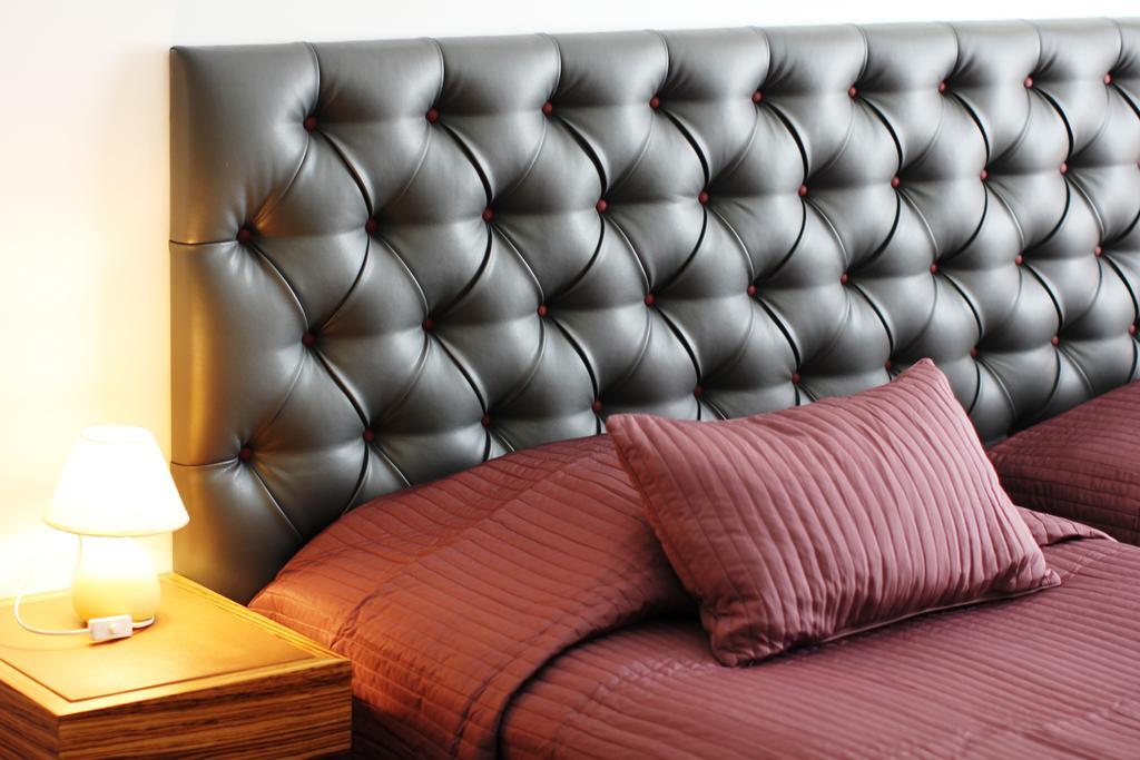 City Hotel Teater Рига Екстериор снимка