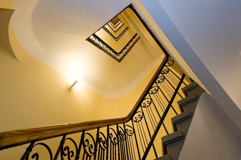 City Hotel Teater Рига Екстериор снимка