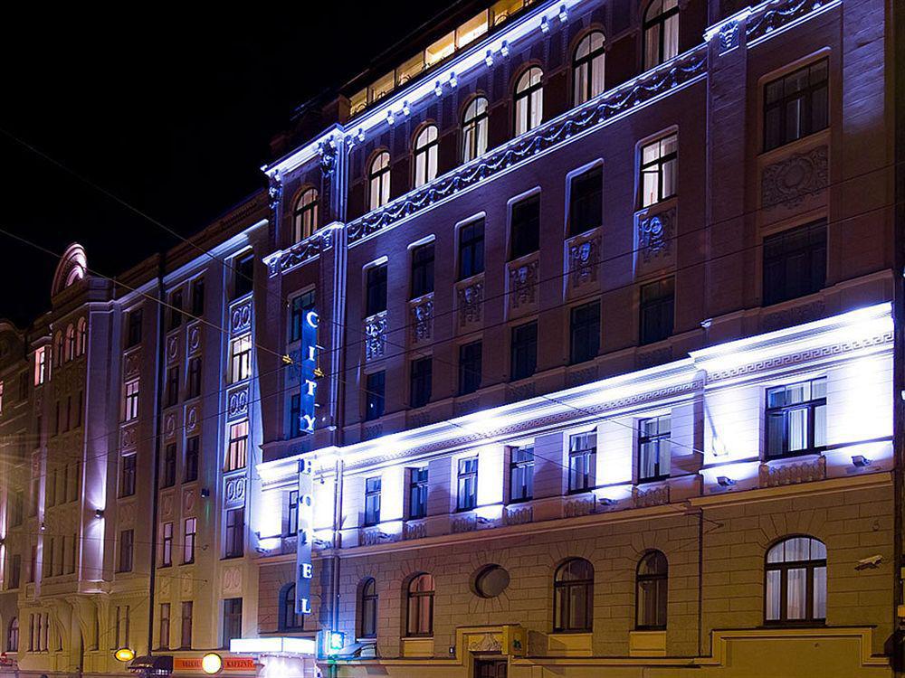 City Hotel Teater Рига Екстериор снимка