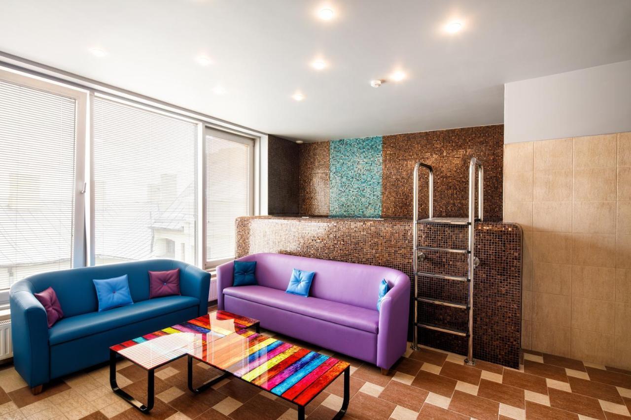 City Hotel Teater Рига Екстериор снимка