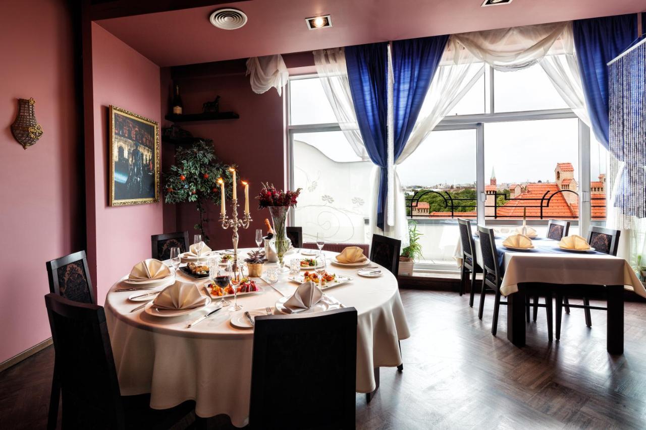 City Hotel Teater Рига Екстериор снимка